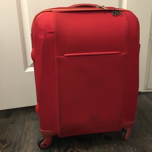 samsonite red sparkle 24 spinner